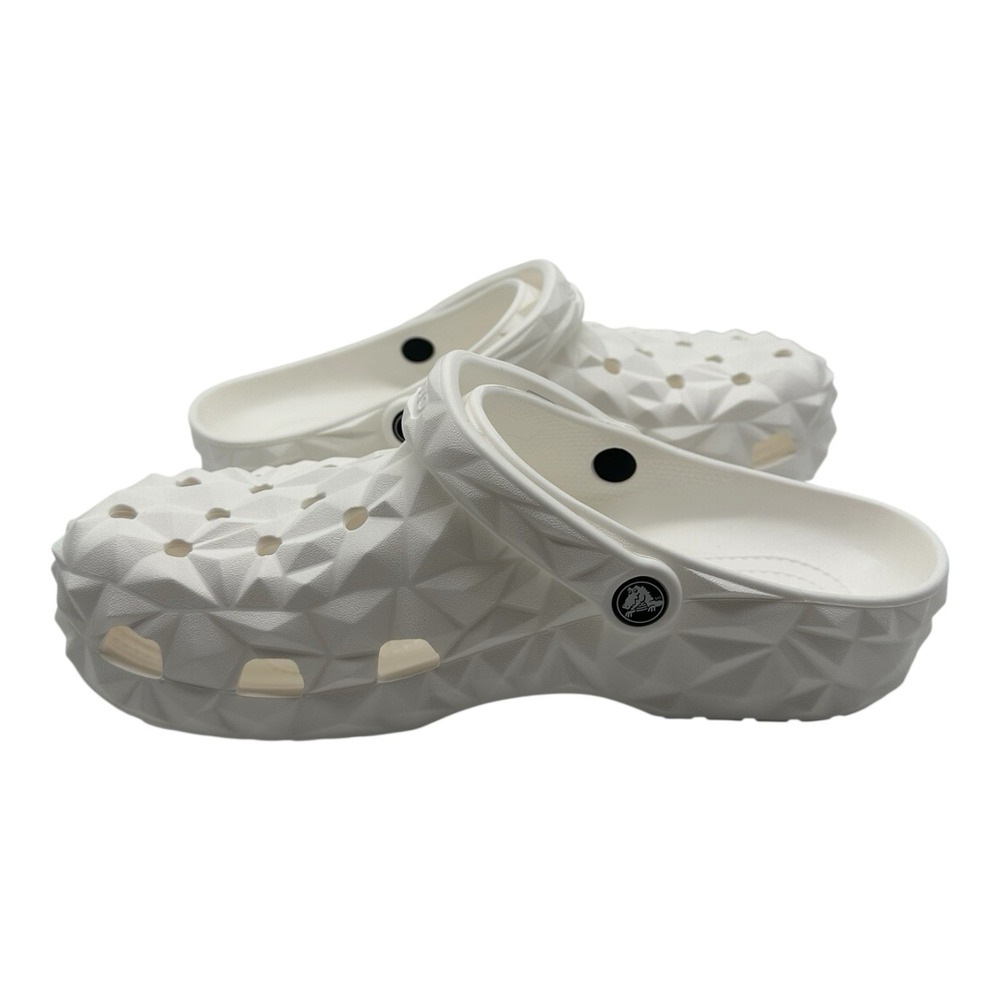Crocs Classic Geometric Clogs Mens 10‎ Womens 12 White Slides Sandals 209563-100 - Picture 3 of 9